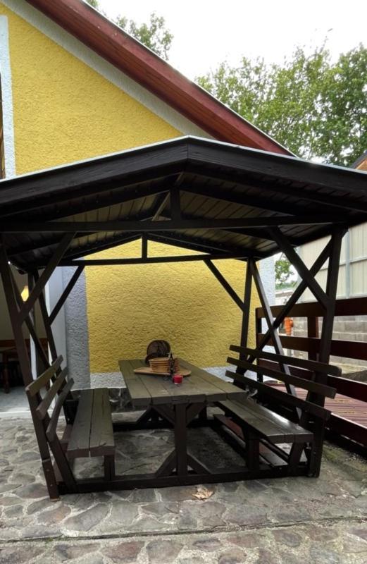 Boni Apartman Miskolc Esterno foto
