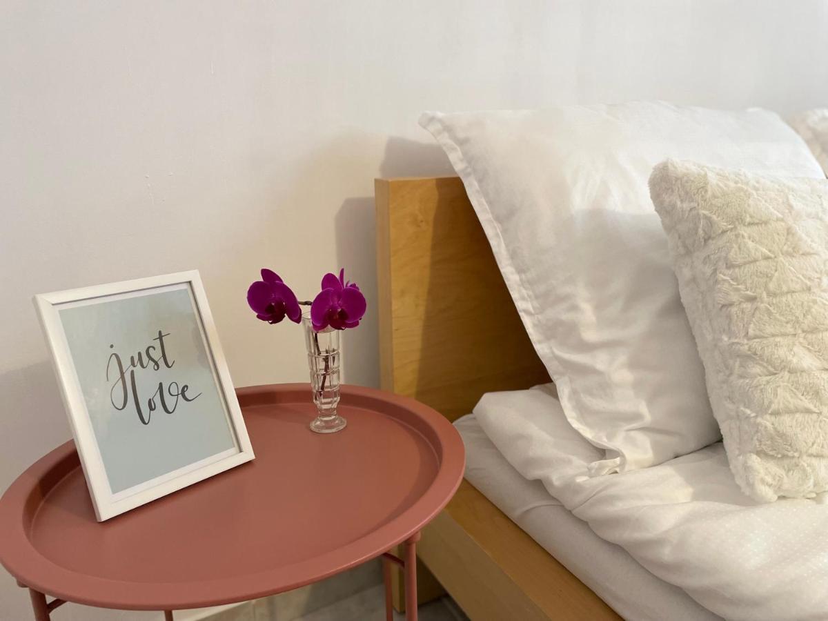 Boni Apartman Miskolc Esterno foto