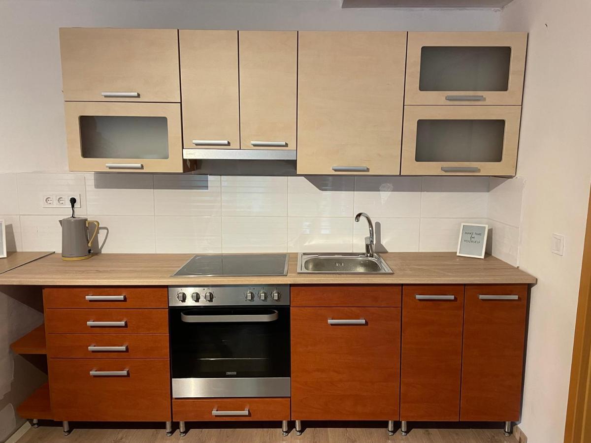 Boni Apartman Miskolc Esterno foto