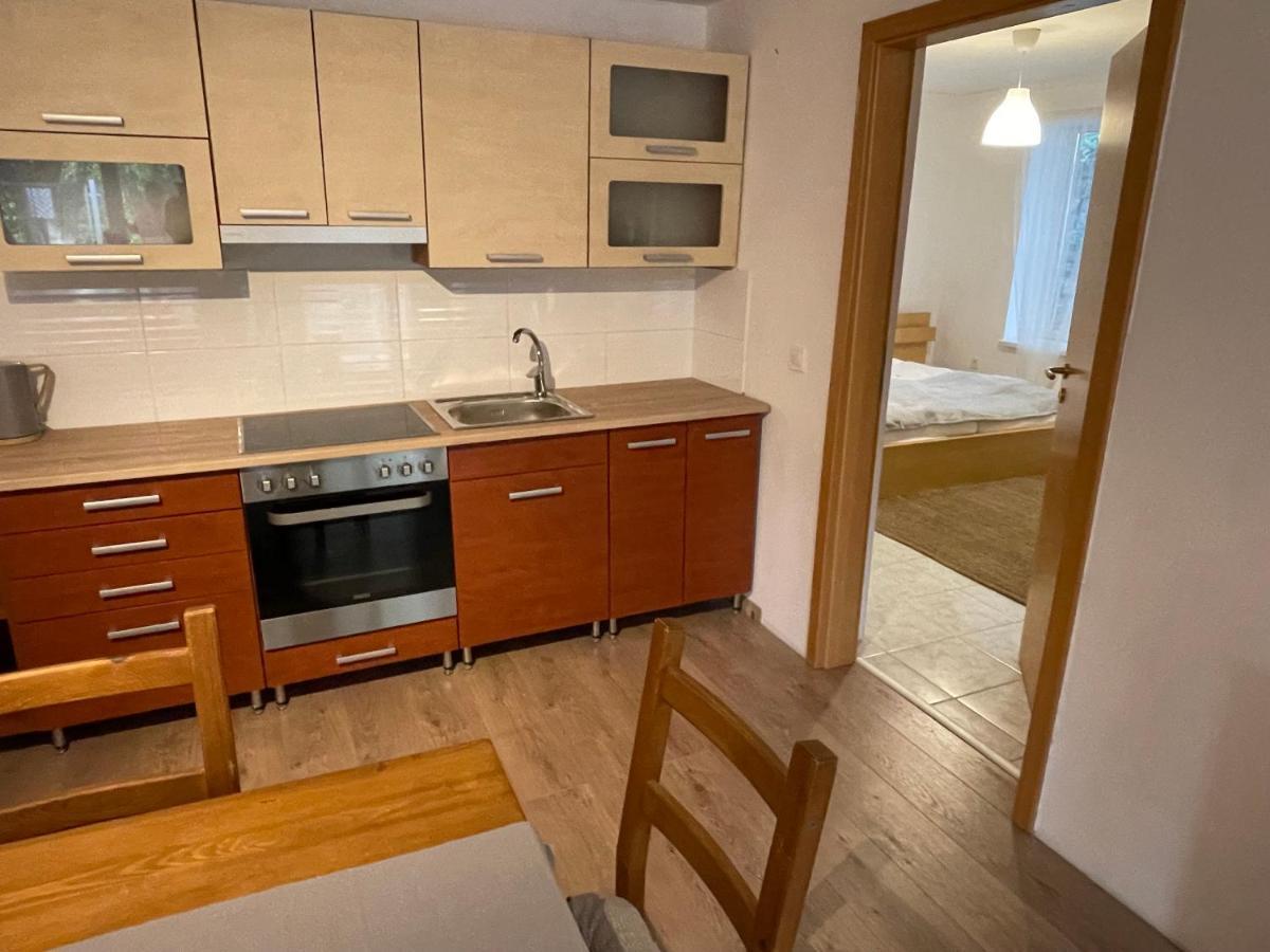 Boni Apartman Miskolc Esterno foto