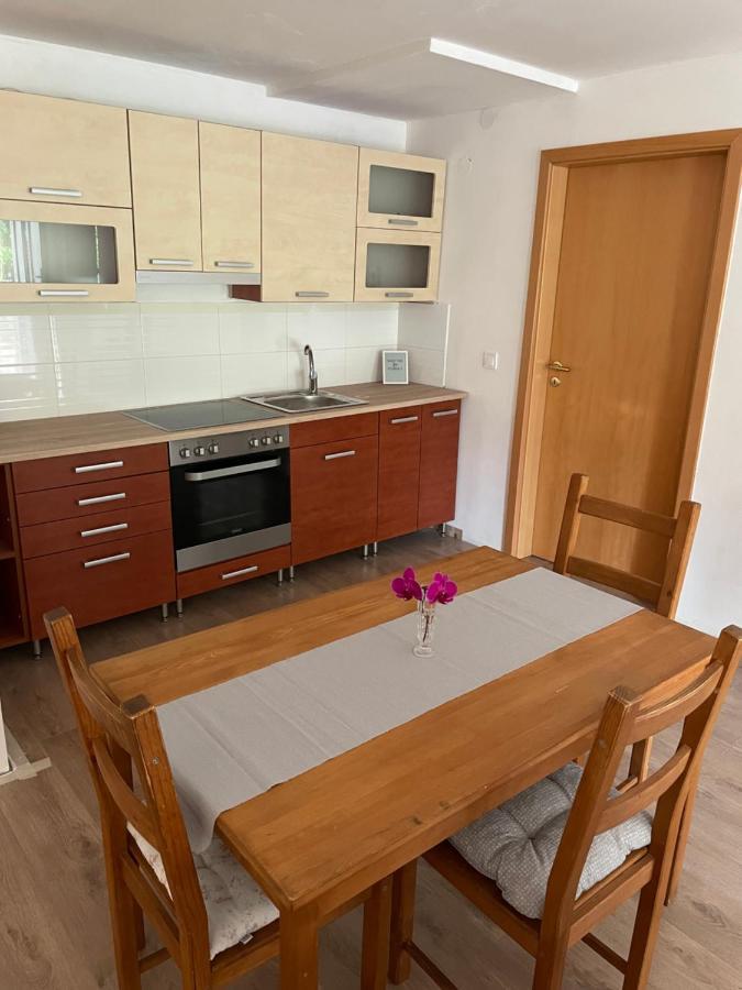 Boni Apartman Miskolc Esterno foto